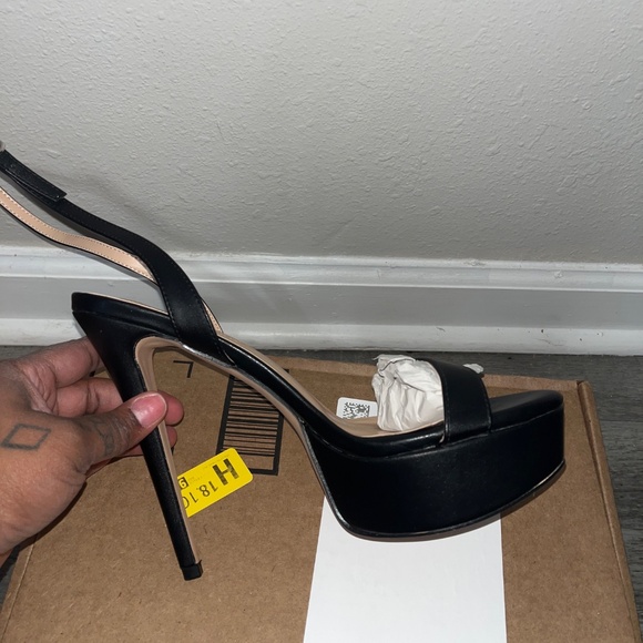 Merumote Platform Stilettos - Picture 3 of 5